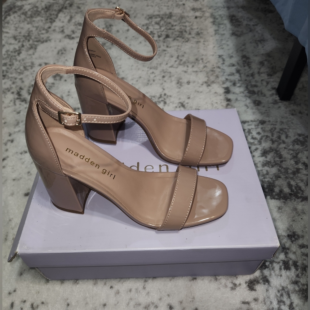 Madden Girl SSTAR Nude Heel